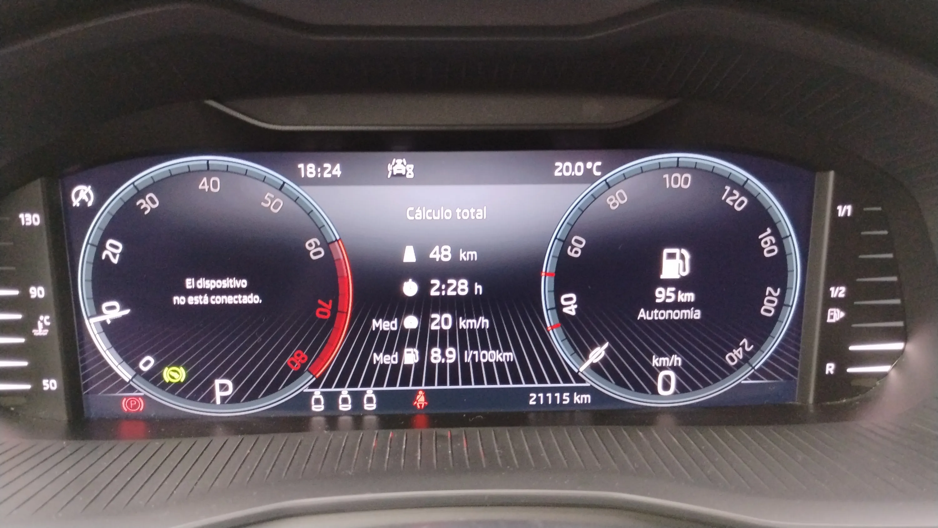 Škoda Kamiq 1.0 TSI DSG Ambition - foto 18