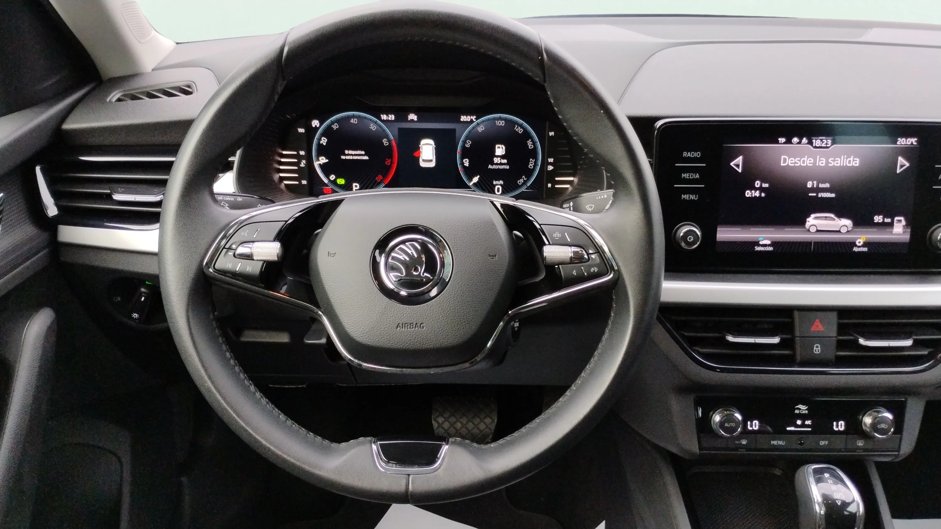 Škoda Kamiq 1.0 TSI DSG Ambition - foto 15