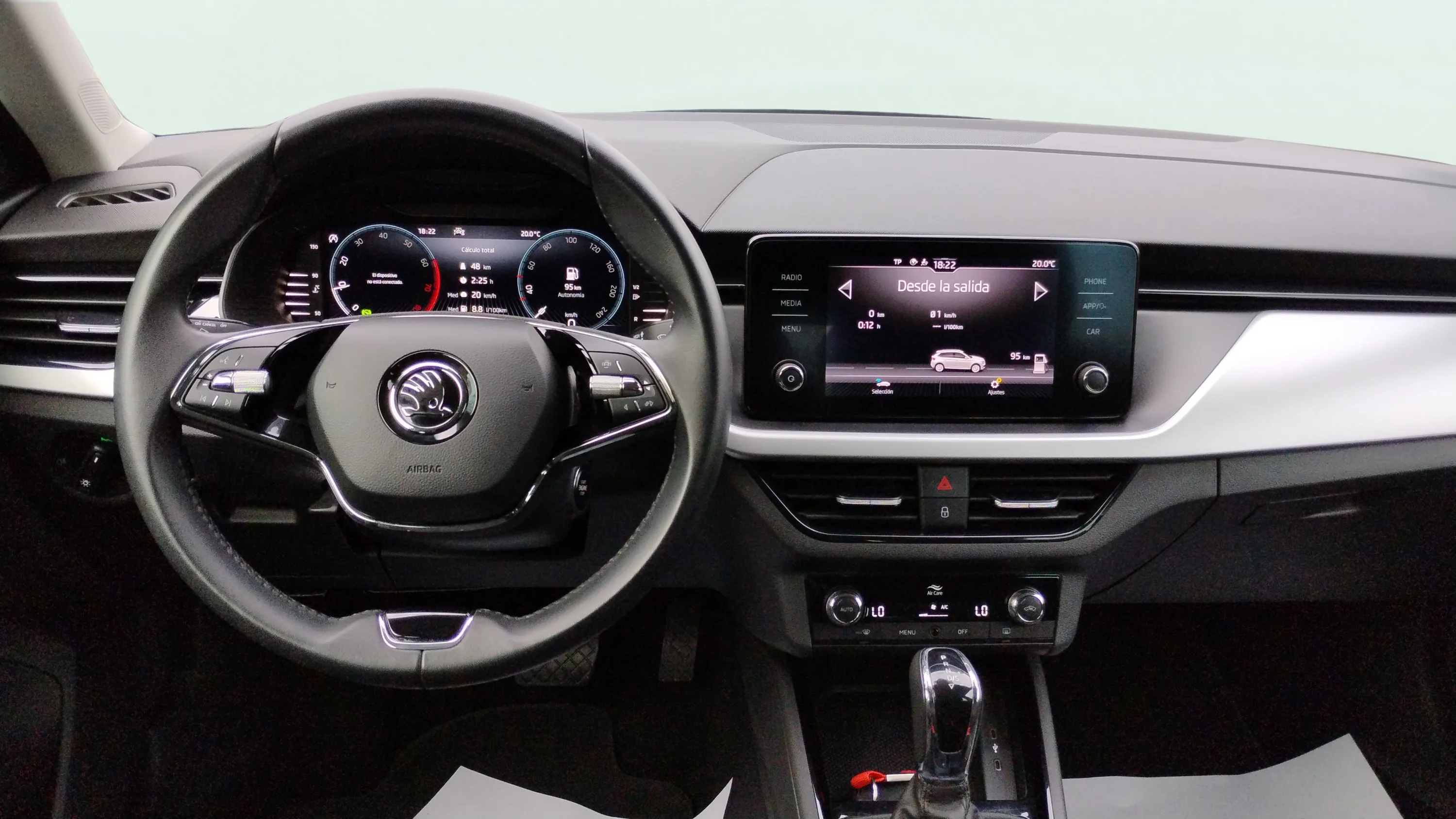 Škoda Kamiq 1.0 TSI DSG Ambition - foto 12