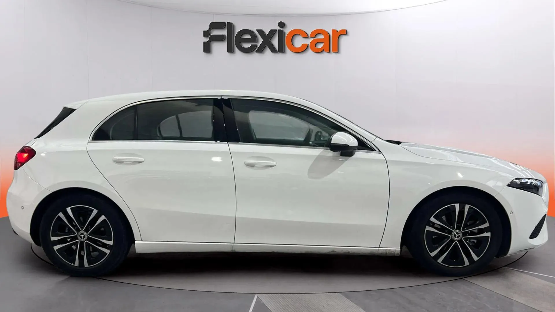 Mercedes-Benz Clase A A 180 - foto 4