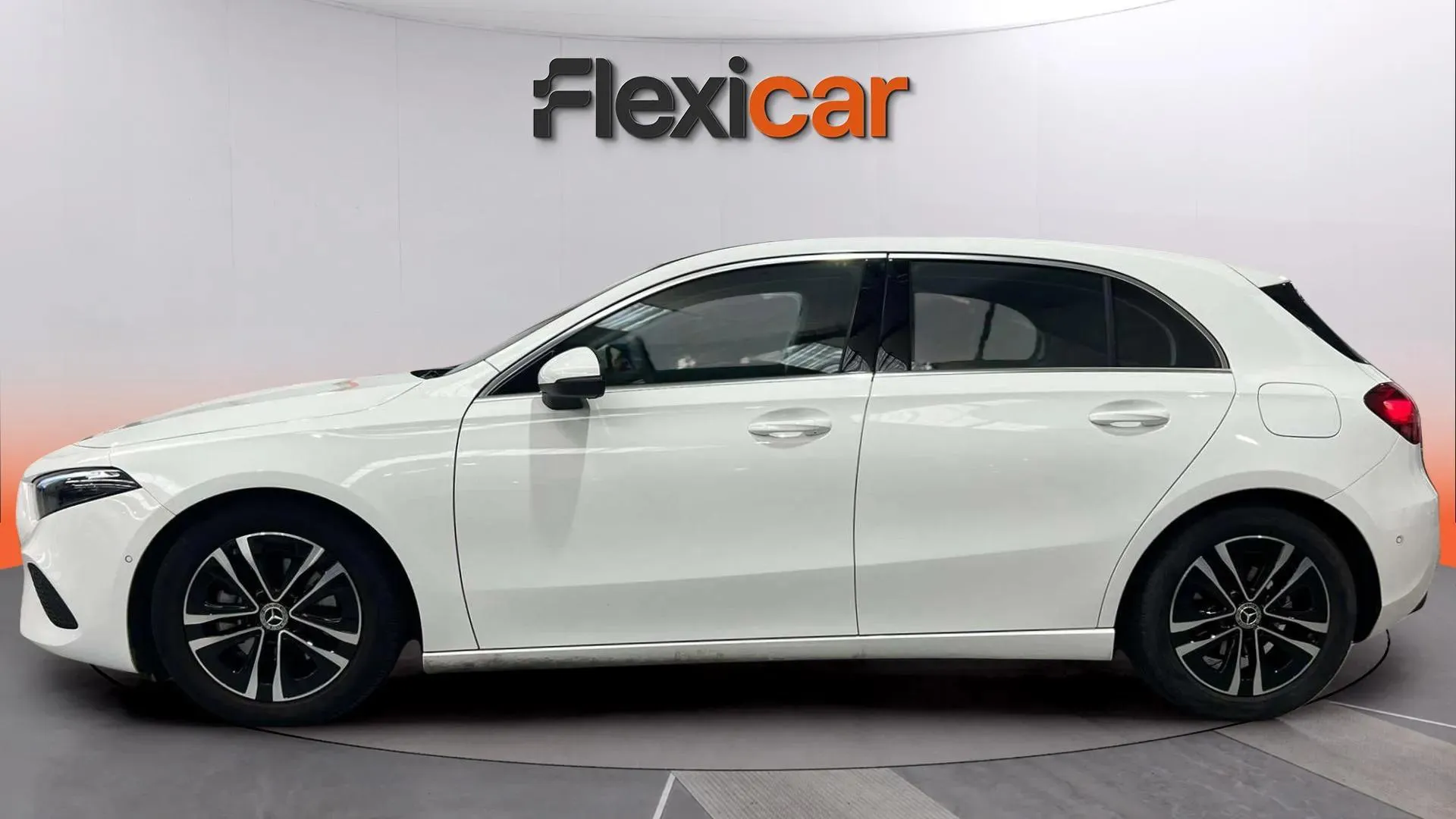 Mercedes-Benz Clase A A 180 - foto 8
