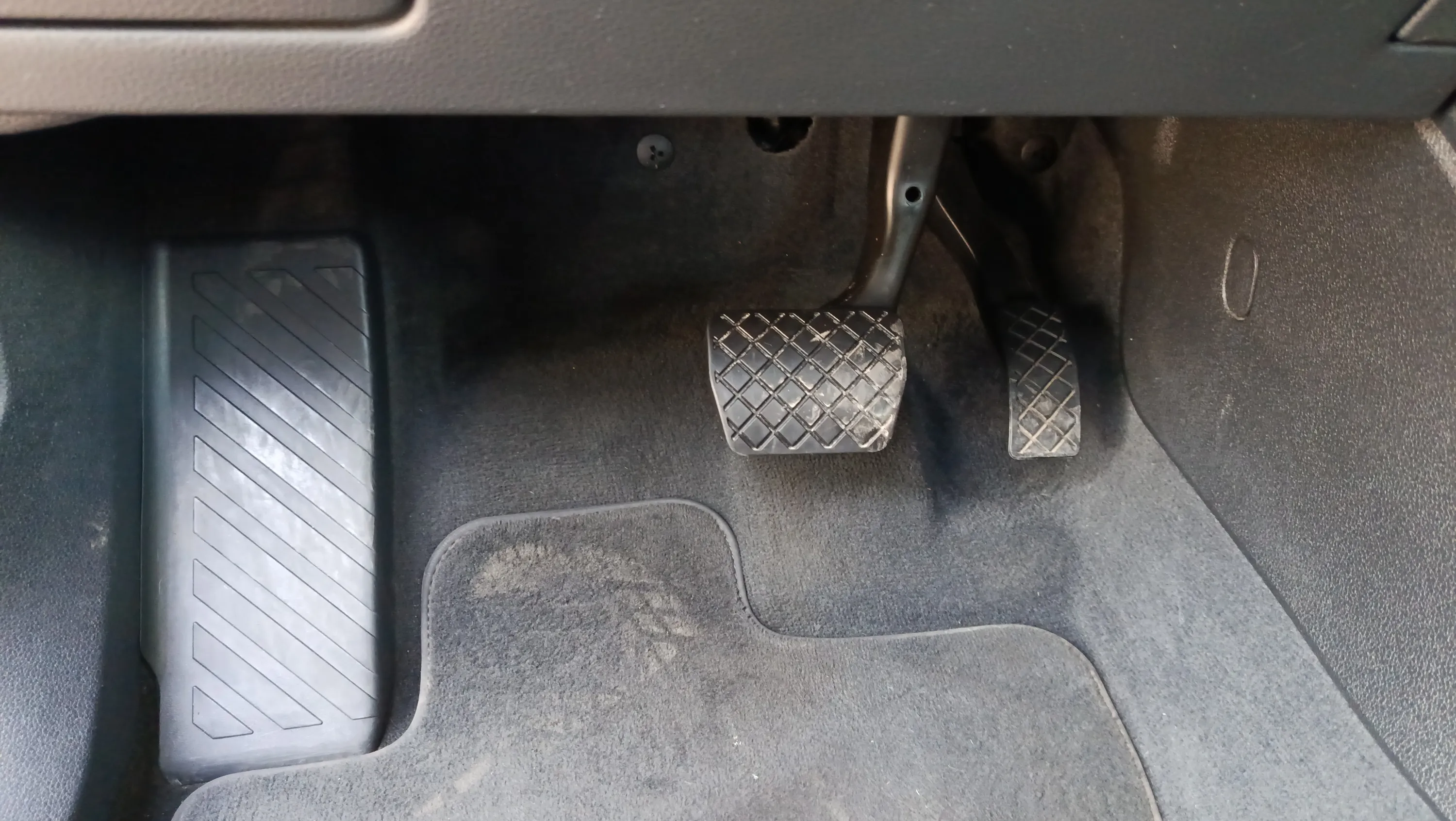 Audi Q3 Advanced 35 TFSI S tronic - foto 17