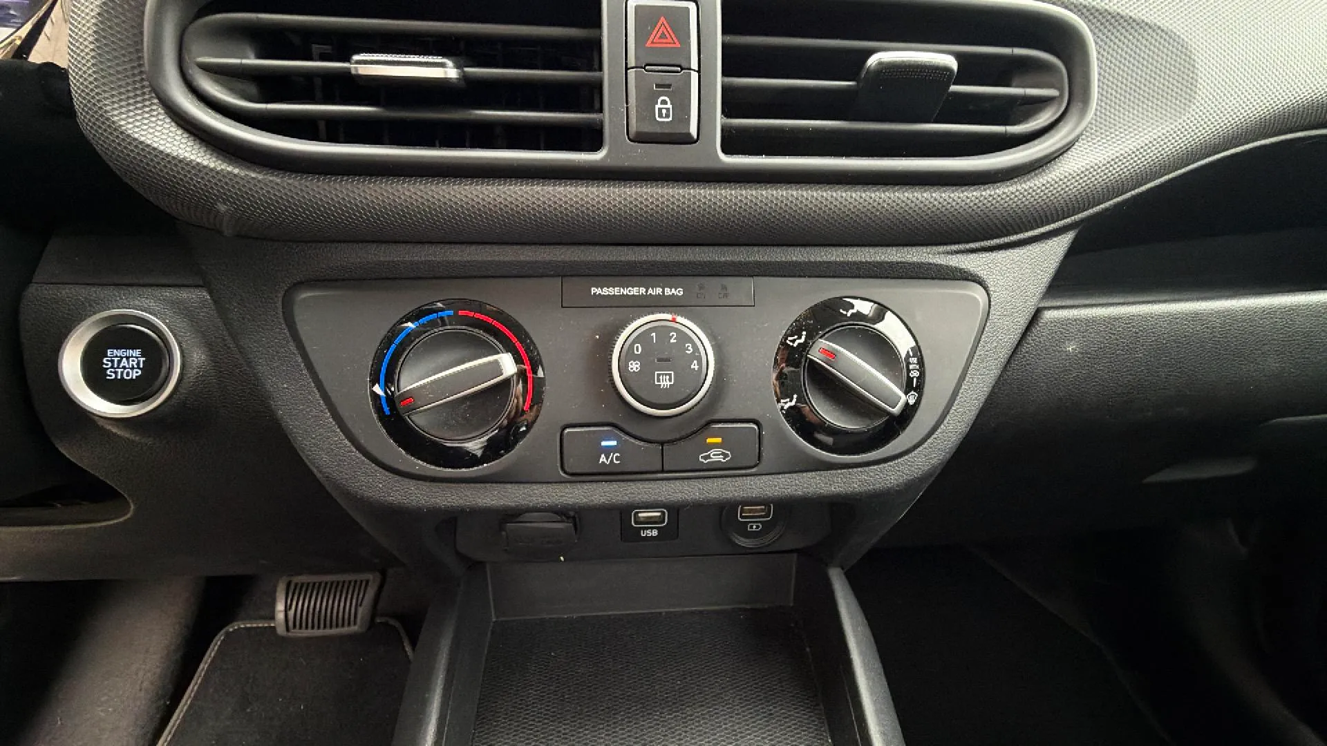 Hyundai i10 1.0 Klass - foto 20