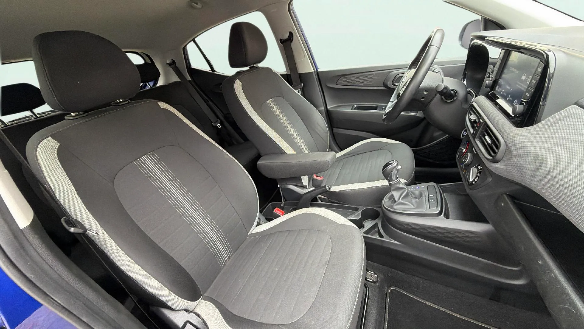 Hyundai i10 1.0 Klass - foto 17