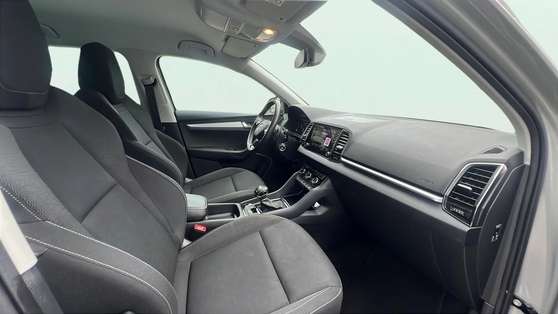 Škoda Karoq 1.5 TSI DSG ACT Design - foto 11