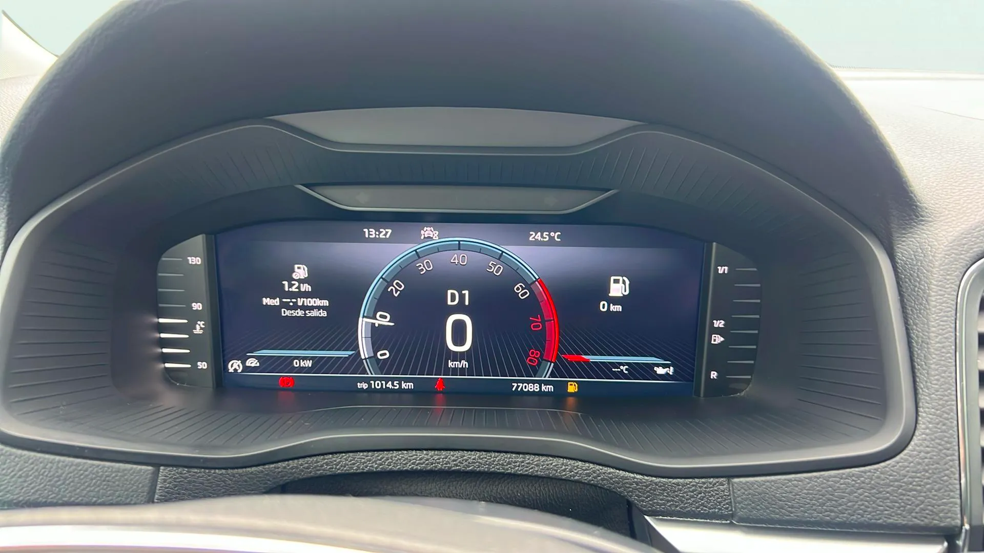 Škoda Karoq 1.5 TSI DSG ACT Design - foto 12