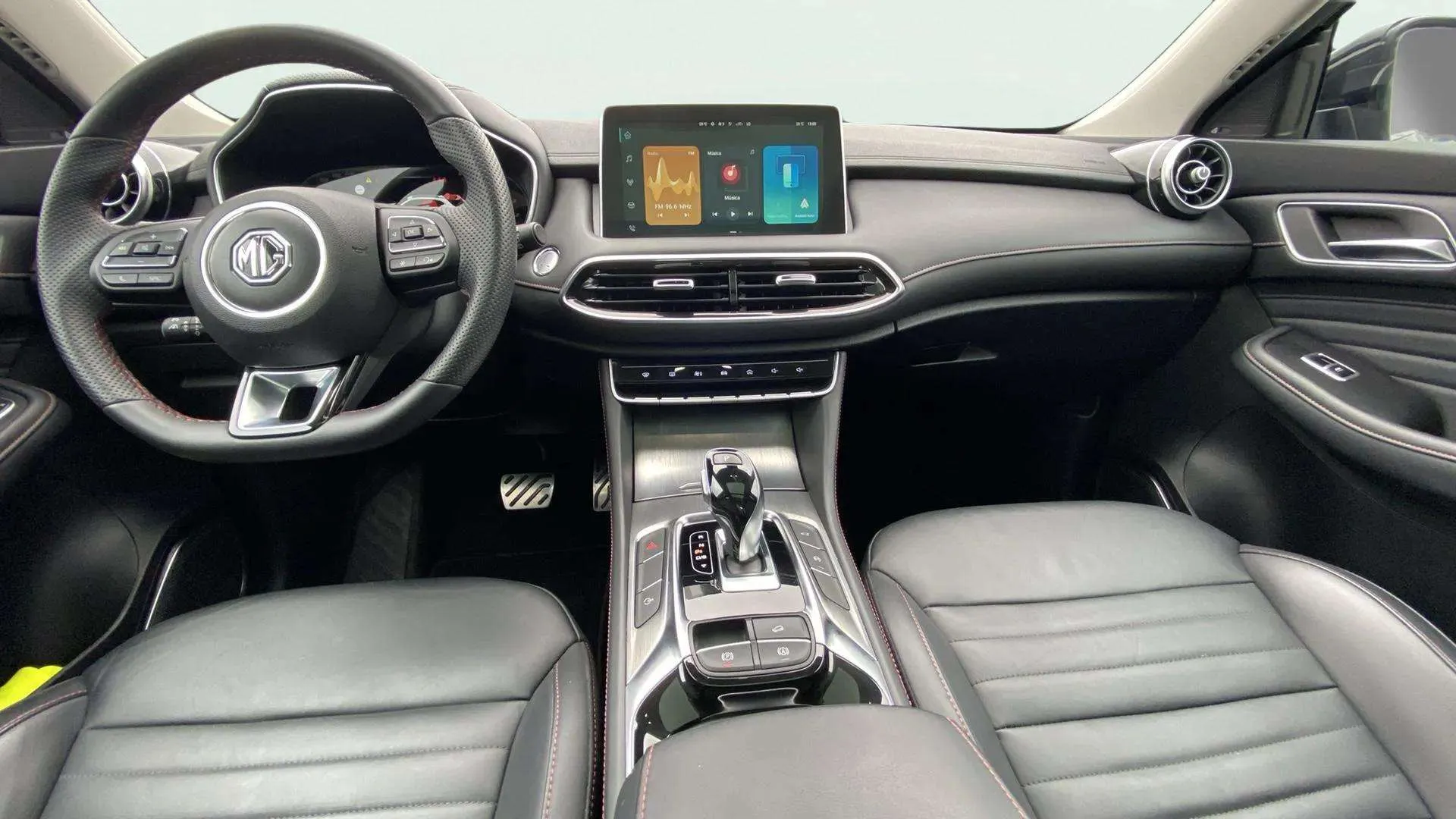 MG HS 1.5 Turbo GDI Luxury DCT - foto 12