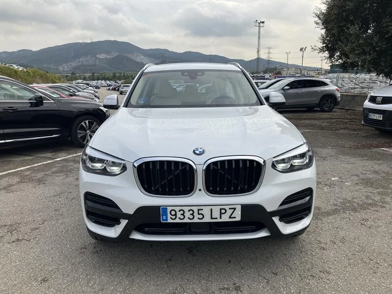 BMW X3 xDrive20d - foto 9