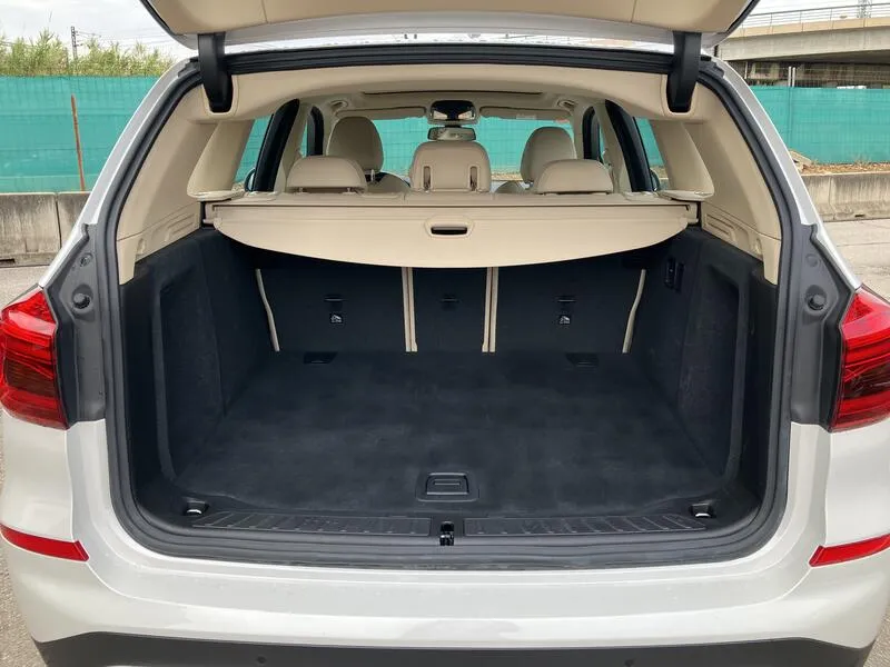 BMW X3 xDrive20d - foto 34