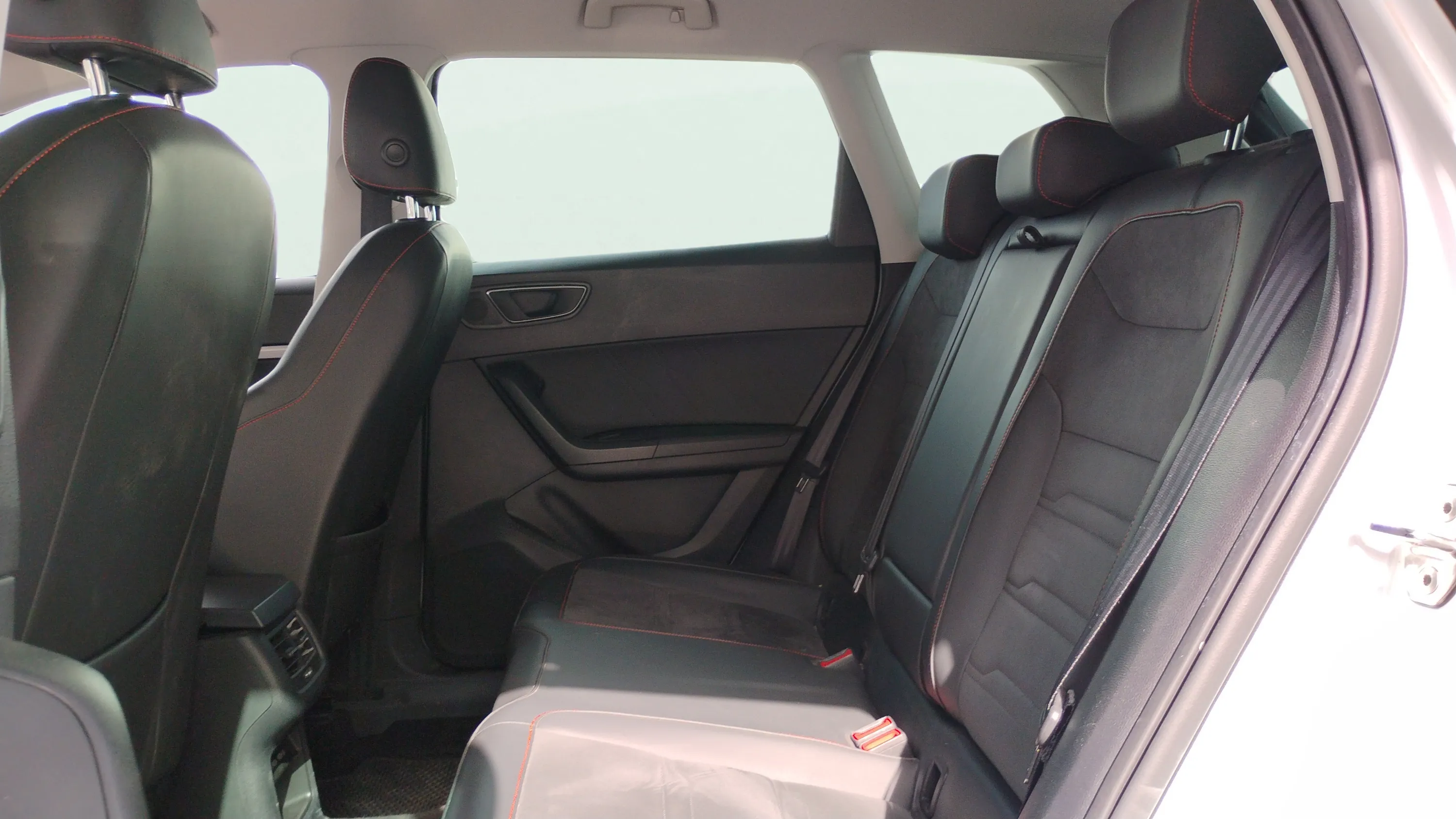 SEAT Ateca 1.5 TSI DSG FR Go - foto 20