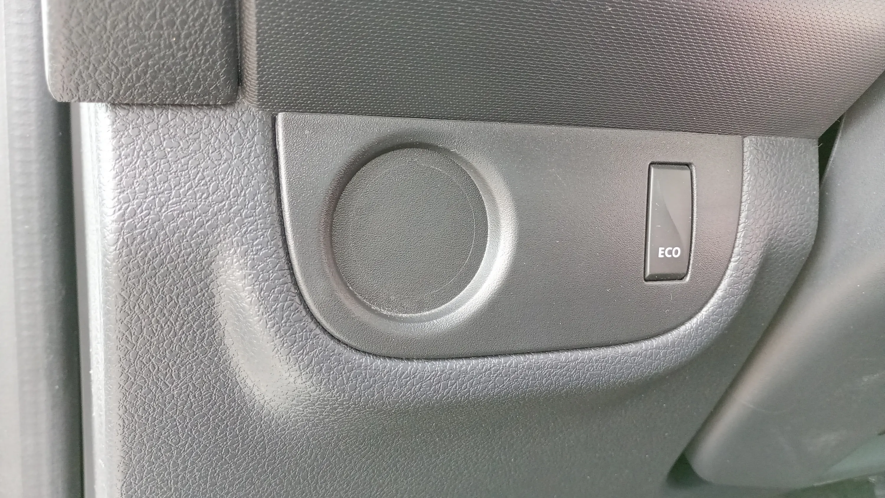 Dacia Sandero Access 1.0 18 - foto 18