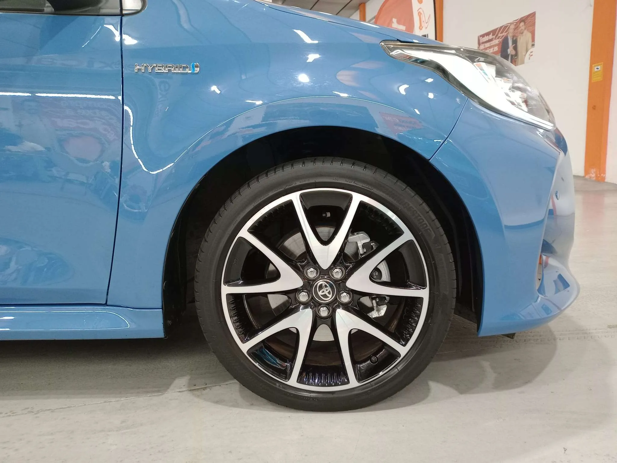 Toyota Yaris 1.5 120H Active Tech - foto 13