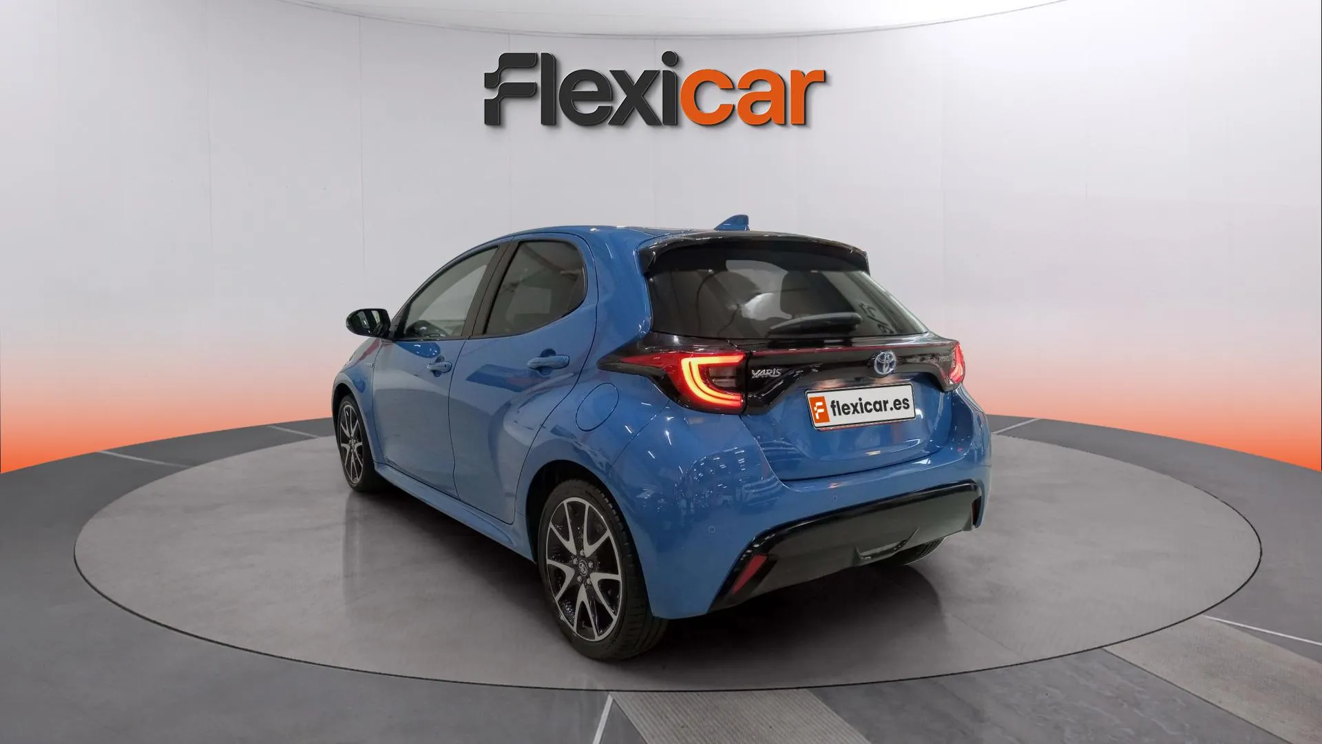 Toyota Yaris 1.5 120H Active Tech - foto 5
