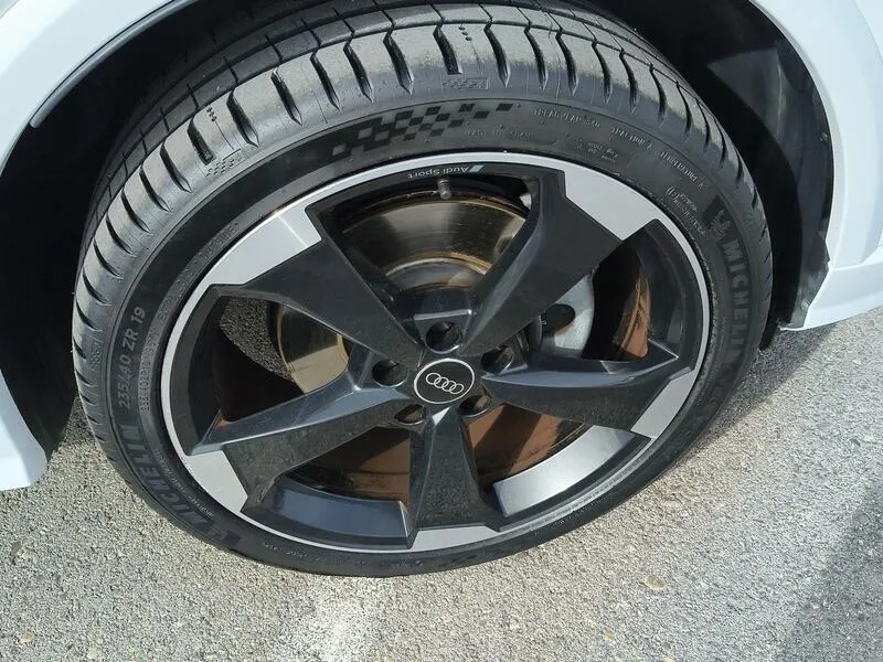 Audi Q2 Black Line 30 TDI - foto 39