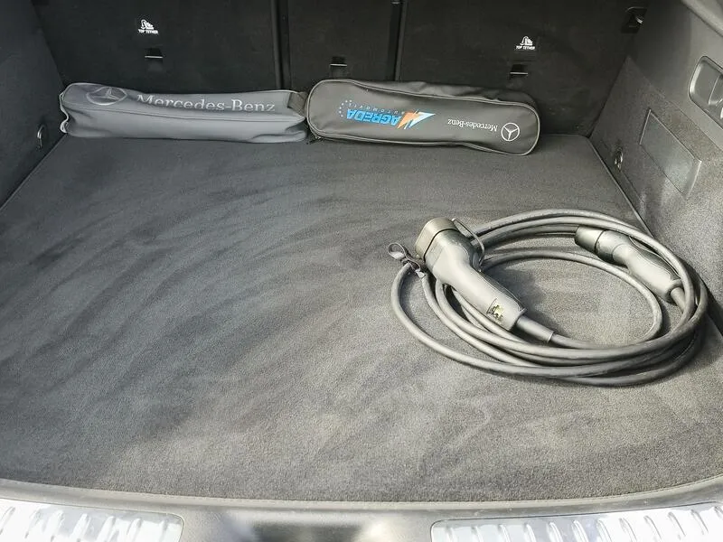 Mercedes-Benz GLC AMG Premium Techo Solar - foto 33
