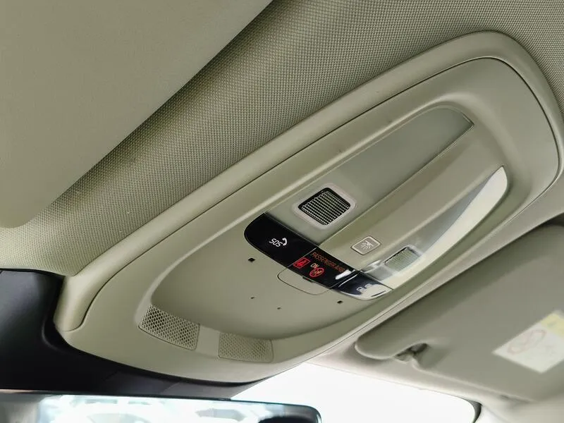 Volvo XC60 2.0 B4 G Momentum Pro - foto 23