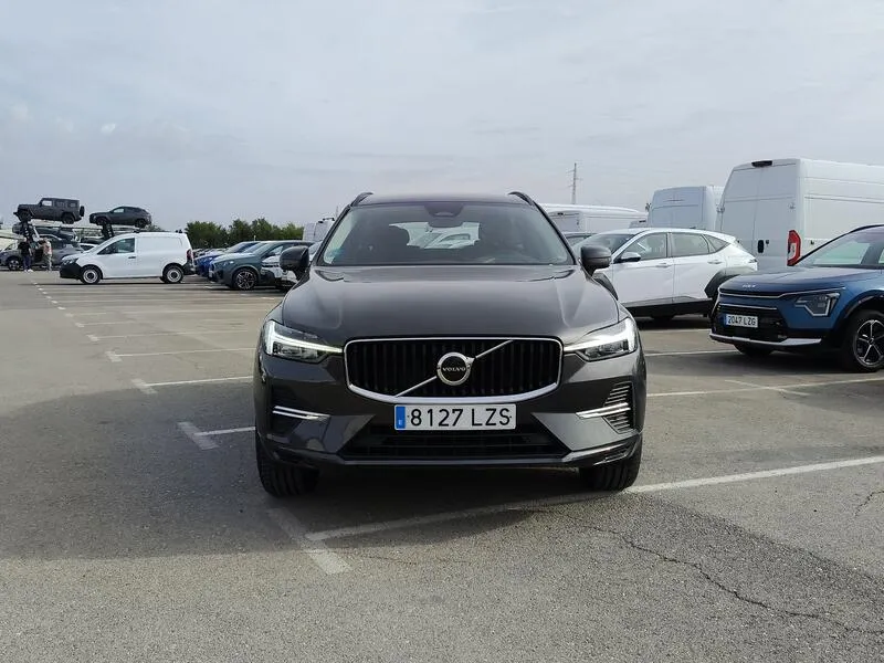 Volvo XC60 2.0 B4 G Momentum Pro - foto 9