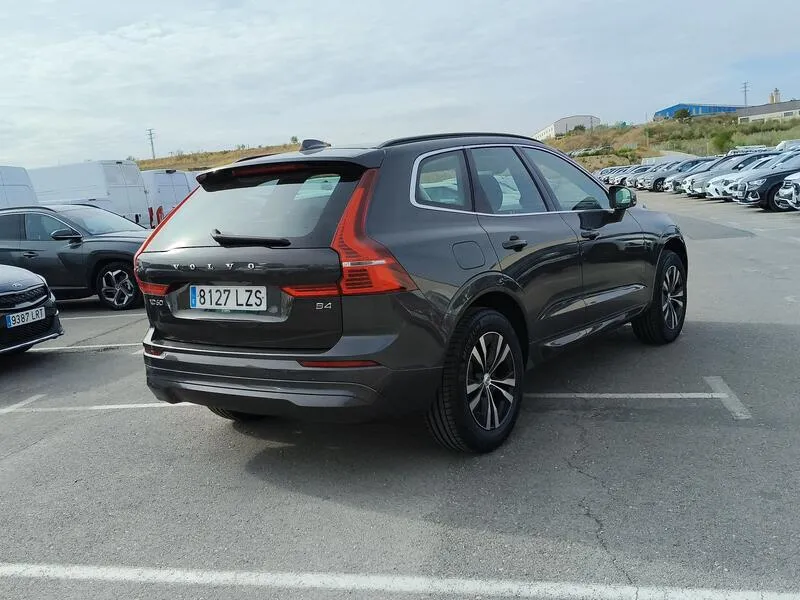 Volvo XC60 2.0 B4 G Momentum Pro - foto 6