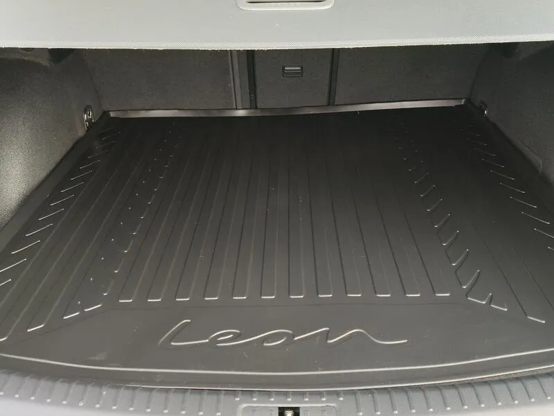 SEAT León 1.5 eTSI DSG Xcellence Go L - foto 36
