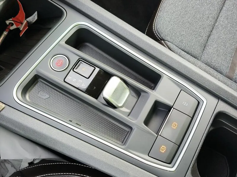 SEAT León 1.5 eTSI DSG Xcellence Go L - foto 13