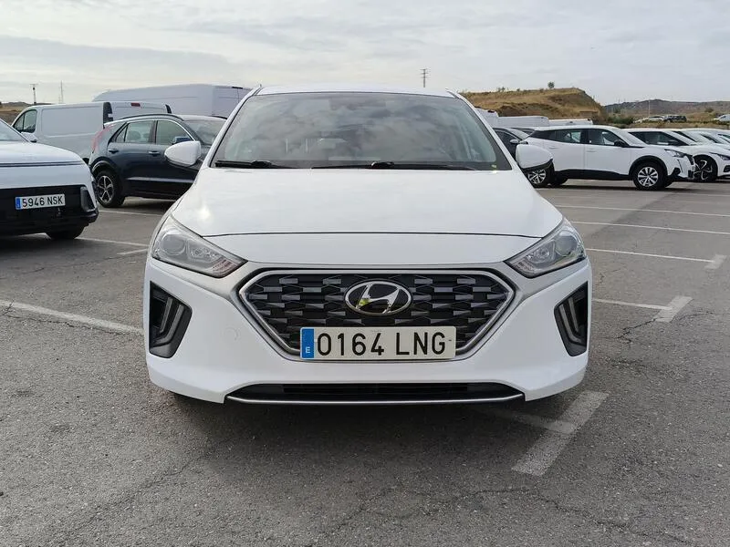 Hyundai Ioniq 2019 berlina con porton 1.6 GDI HEV Klass DCT - foto 9