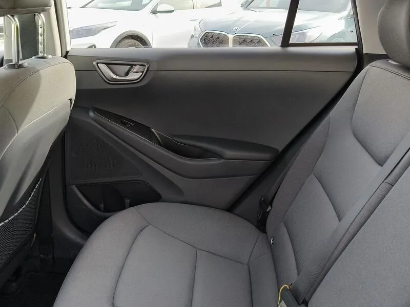 Hyundai Ioniq 2019 berlina con porton 1.6 GDI HEV Klass DCT - foto 30