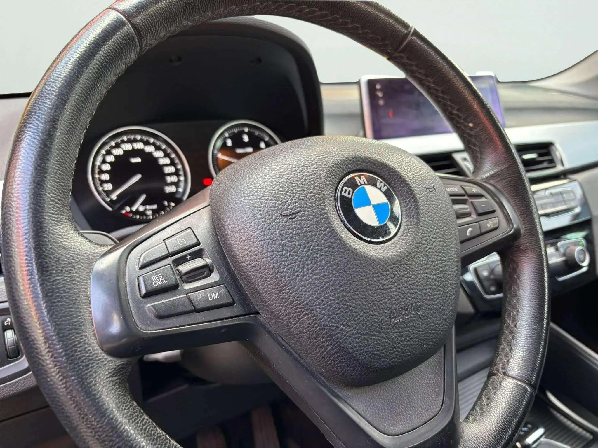 BMW X1 sDrive16d - foto 10
