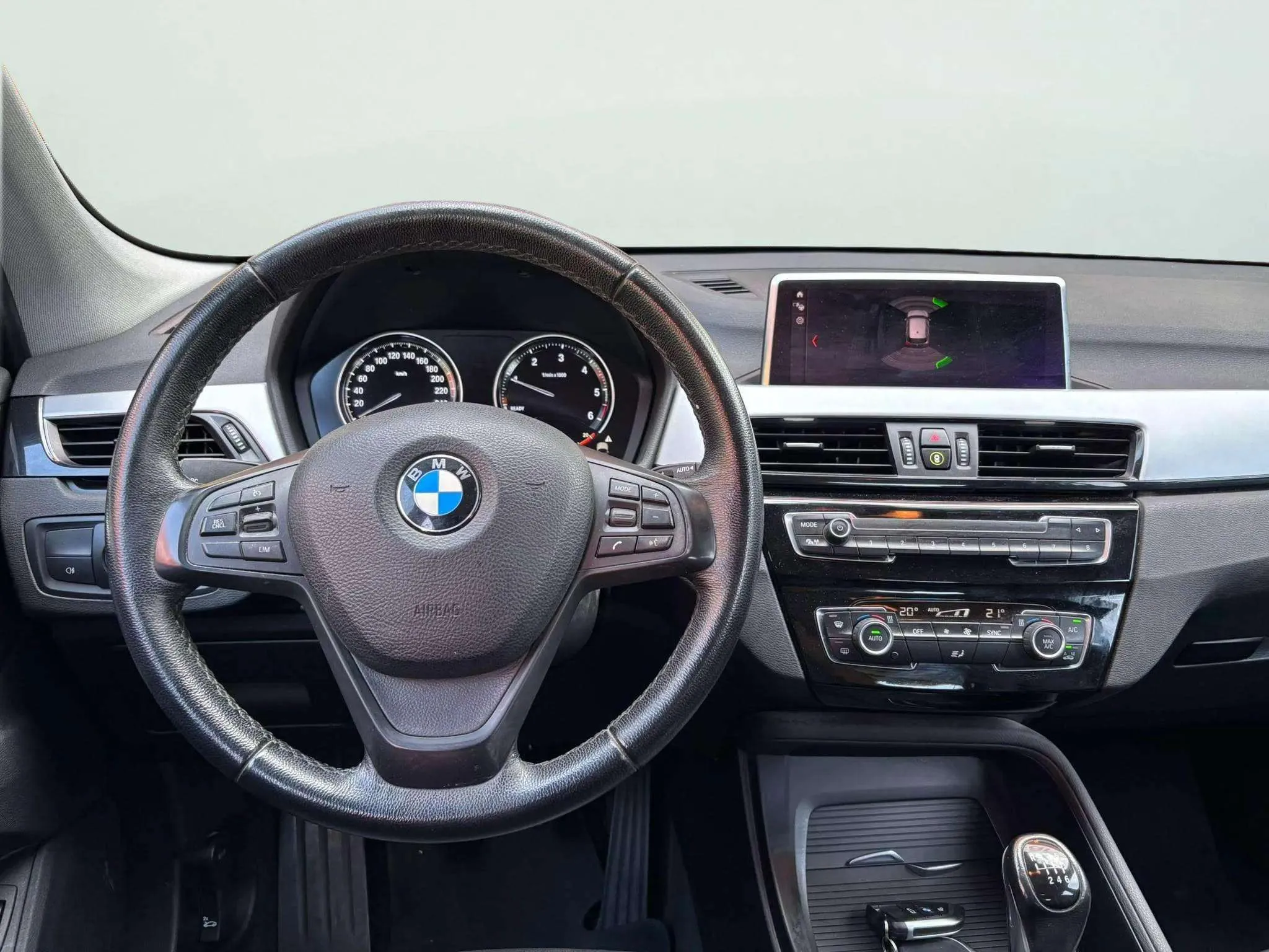 BMW X1 sDrive16d - foto 9