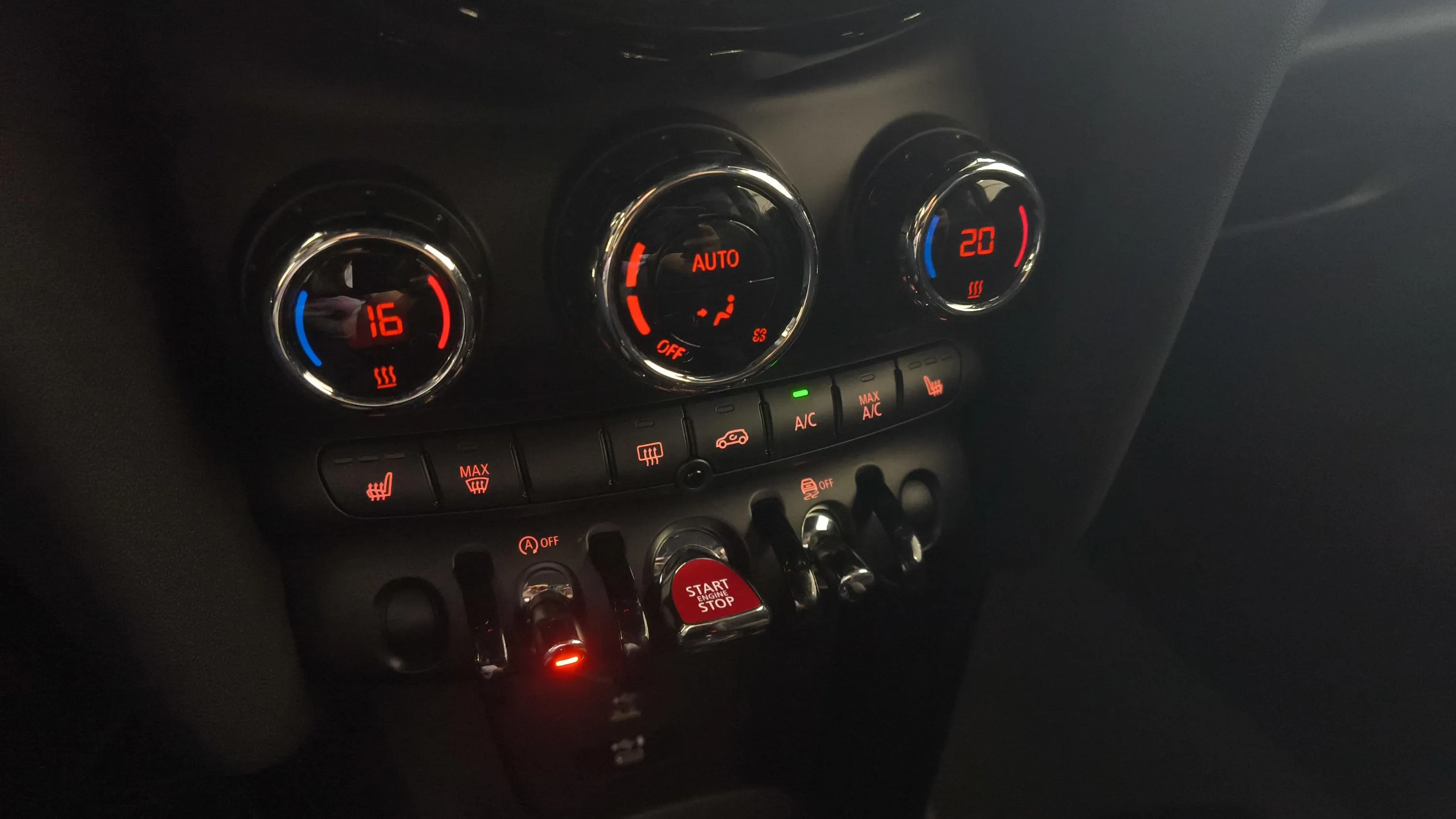 MINI Cooper John Cooper Works GP - foto 17