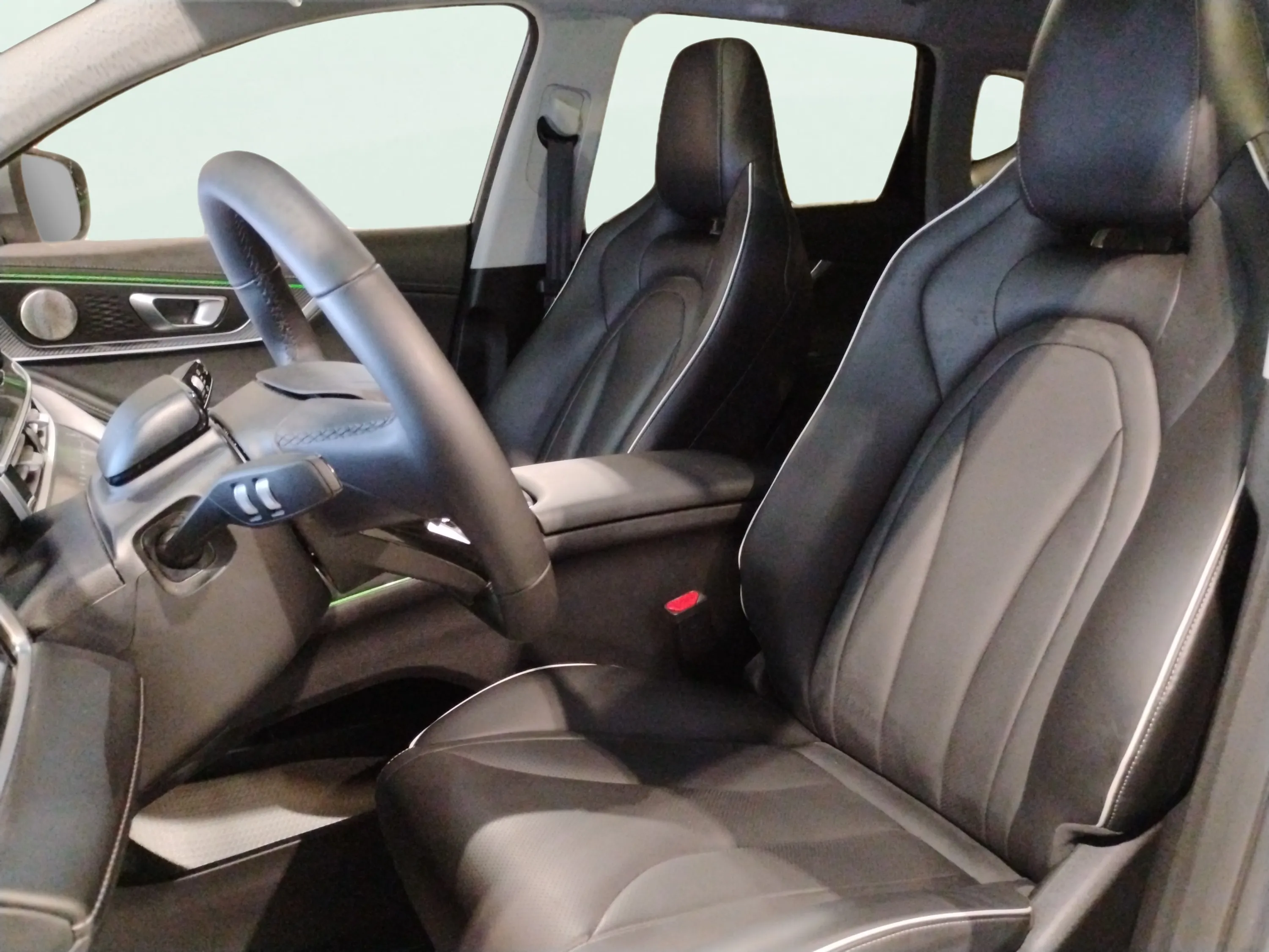 Ebro s700 1.5 T-GDi PHEV Luxury E-CVT - foto 12
