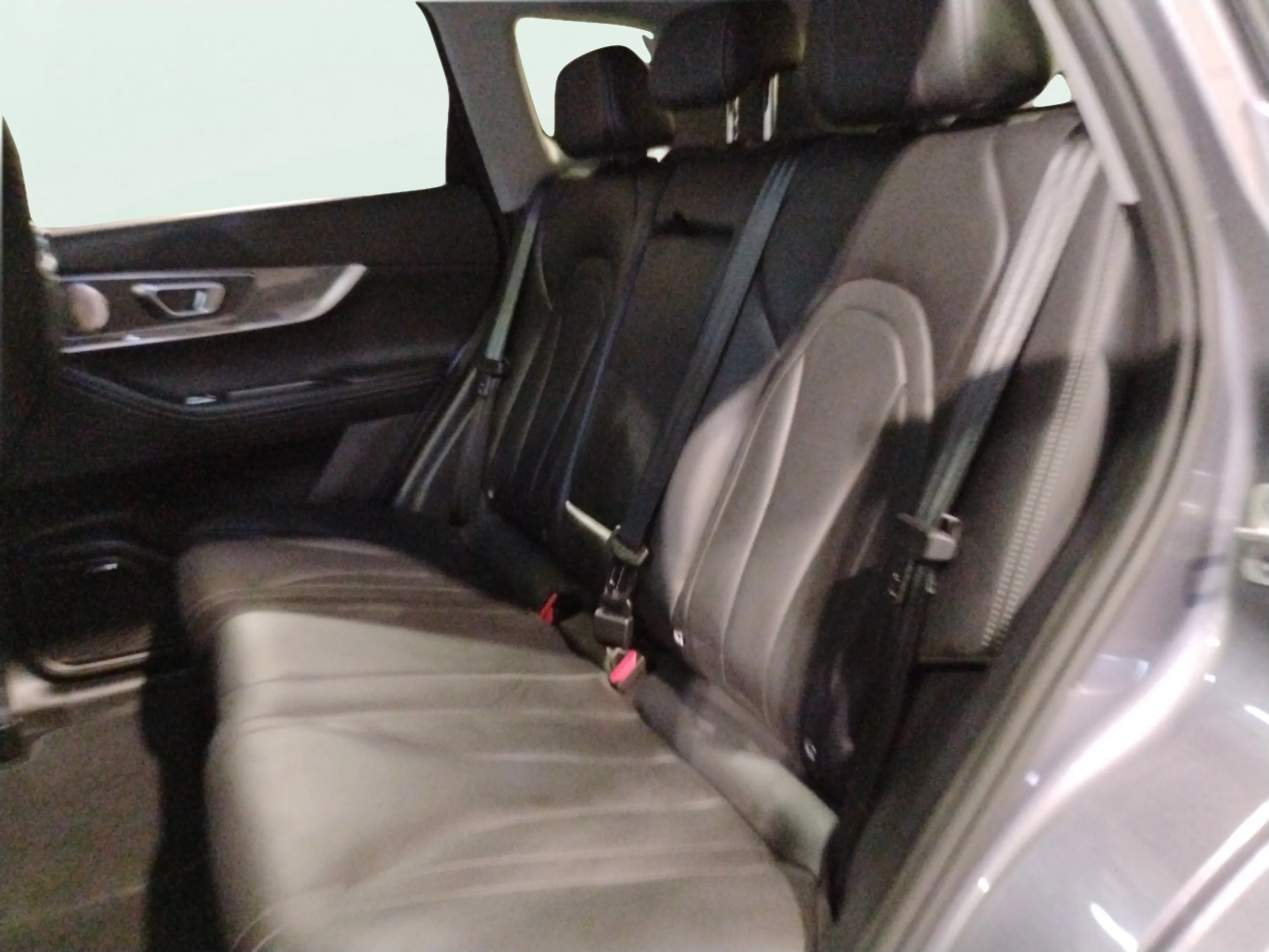 Ebro s700 1.5 T-GDi PHEV Luxury E-CVT - foto 26