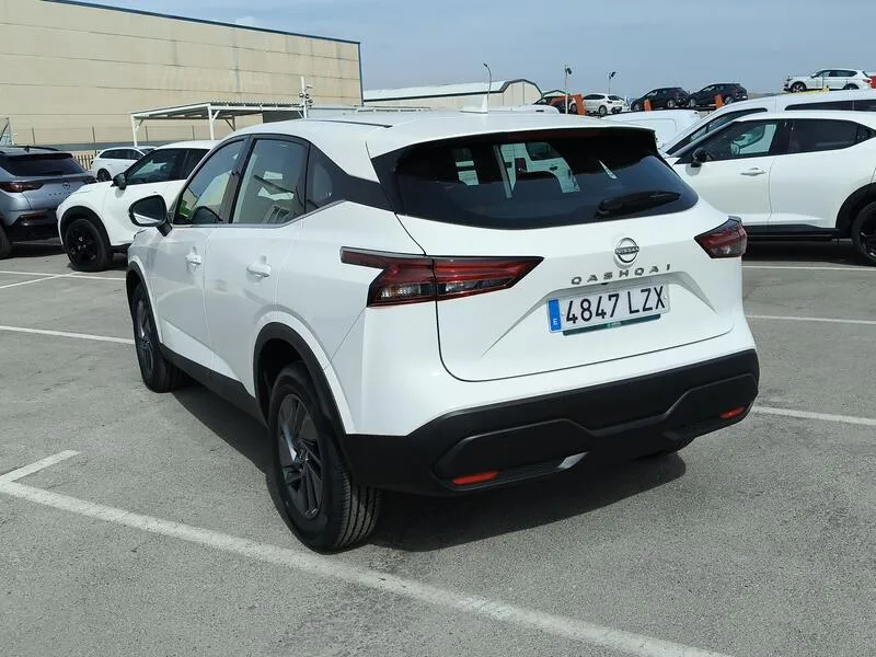 Nissan Qashqai DIG-T mHEV 4x2 Acenta - foto 4