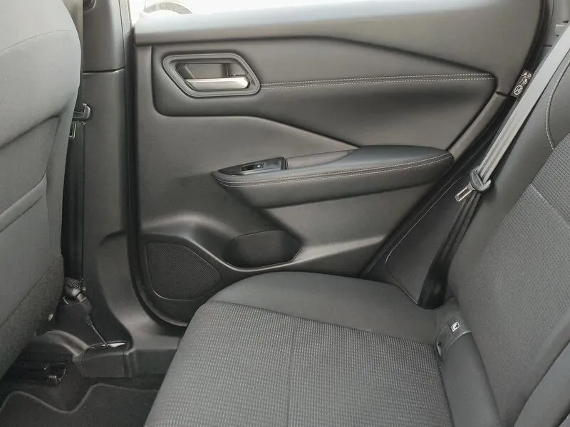 Nissan Qashqai DIG-T mHEV 4x2 Acenta - foto 33