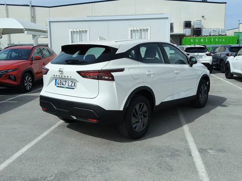 Nissan Qashqai DIG-T mHEV 4x2 Acenta - foto 6