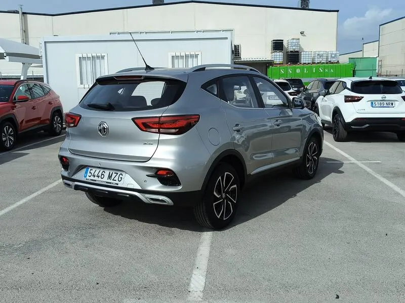 MG ZS 1.5 Luxury (AC) - foto 6