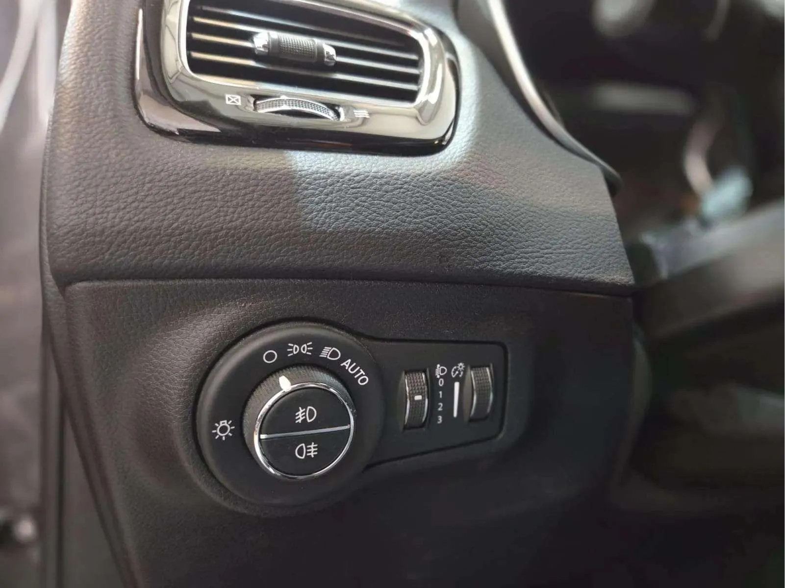 Jeep Compass 1.3 Gse T4 Limited FWD - foto 27