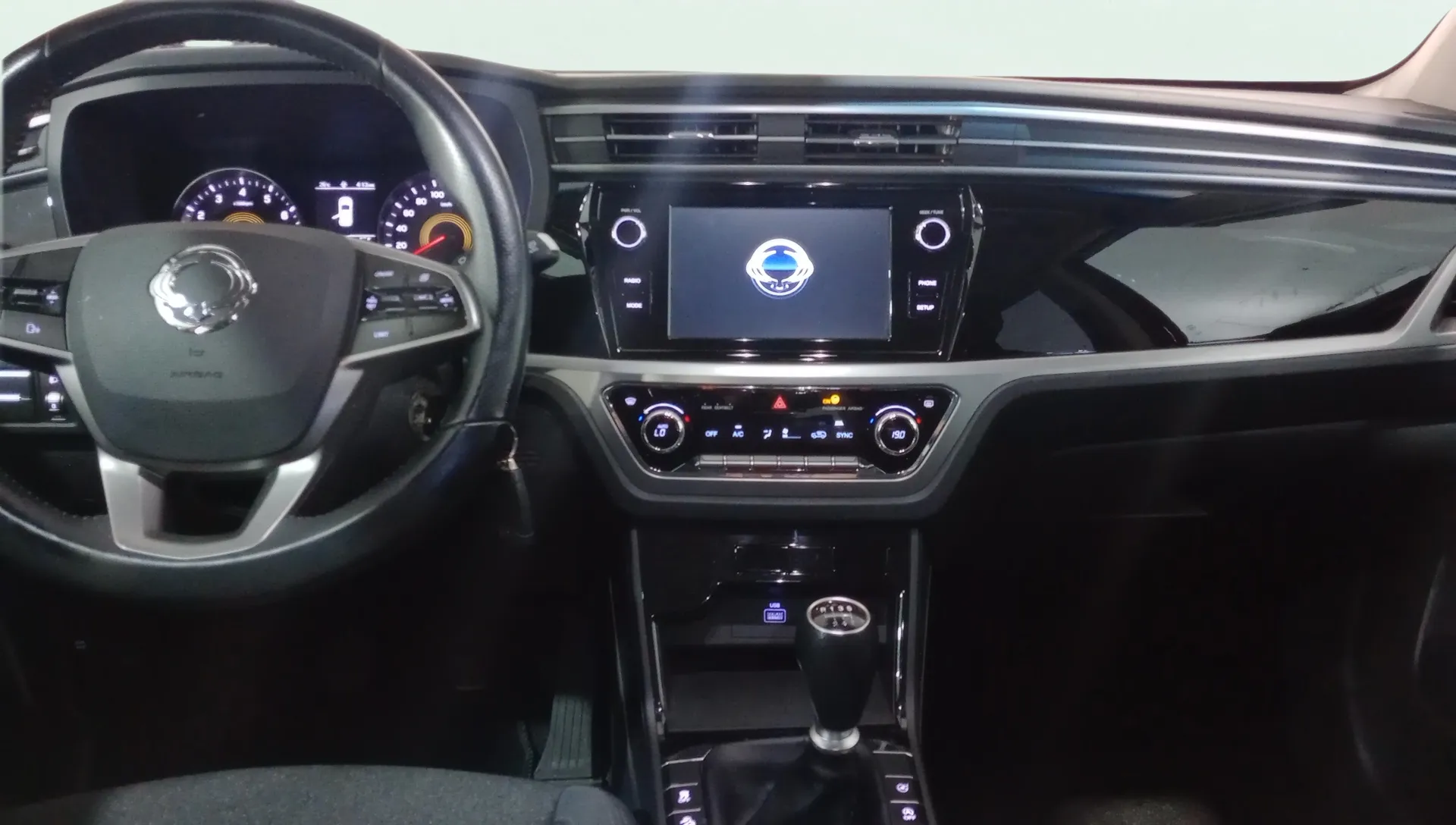 SsangYong Korando G15T LP Limited - foto 6