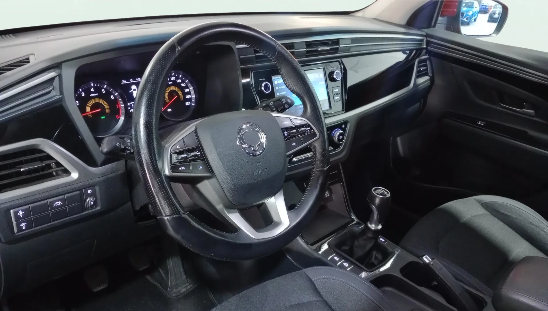 SsangYong Korando G15T LP Limited - foto 10