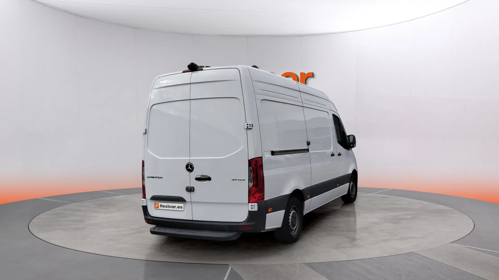 Mercedes-Benz Sprinter 311 CDI Furgon Pro Techo Elevado - foto 5