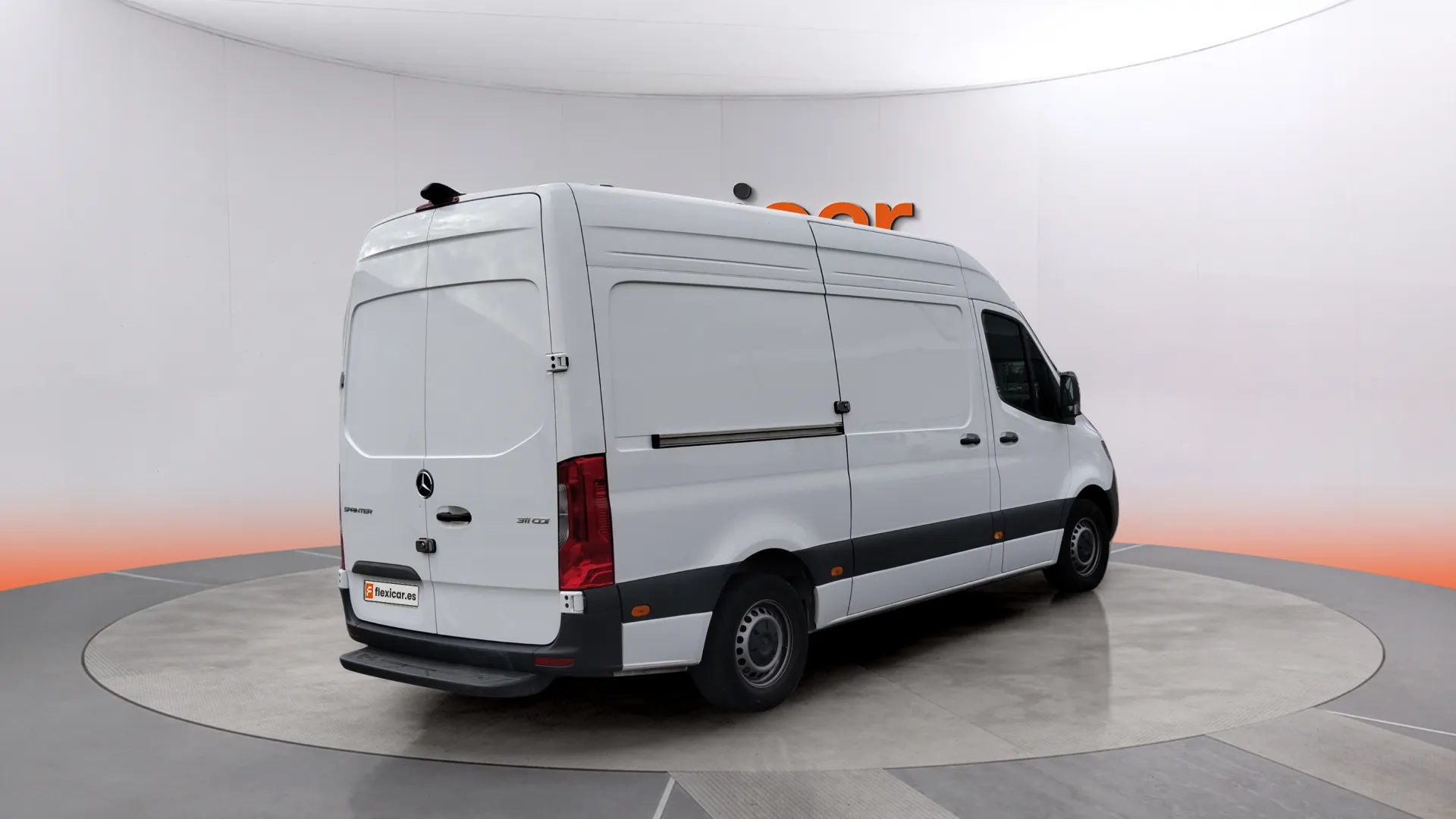 Mercedes-Benz Sprinter 311 CDI Furgon Pro Techo Elevado - foto 6