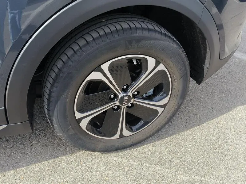 Kia XCeed 1.6 GDi PHEV eDrive (AC) - foto 44