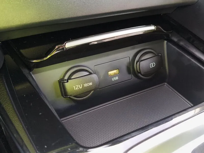 Kia XCeed 1.6 GDi PHEV eDrive (AC) - foto 15