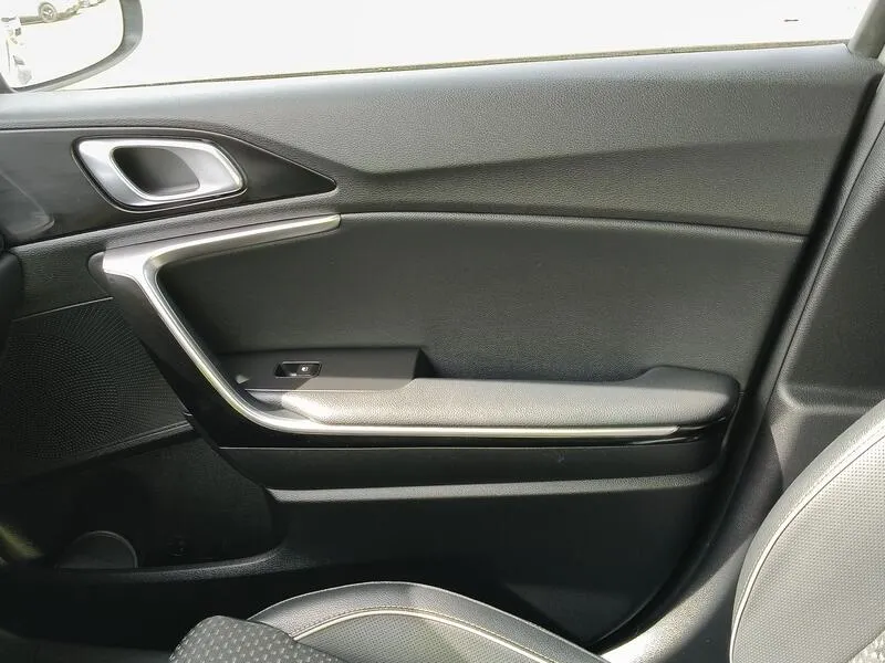 Kia XCeed 1.6 GDi PHEV eDrive (AC) - foto 19