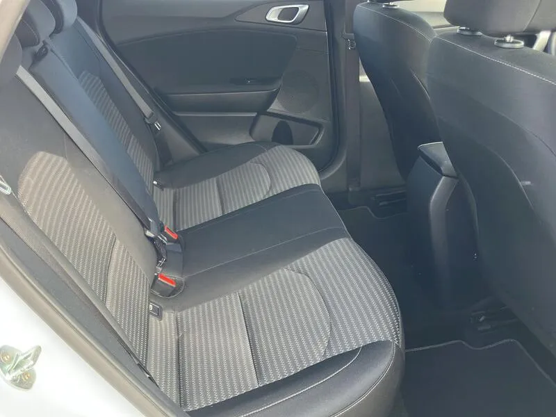 Kia XCeed 1.0 T-GDi Drive - foto 31
