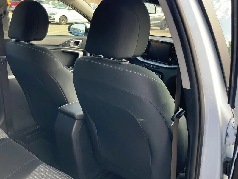 Kia XCeed 1.0 T-GDi Drive - foto 32