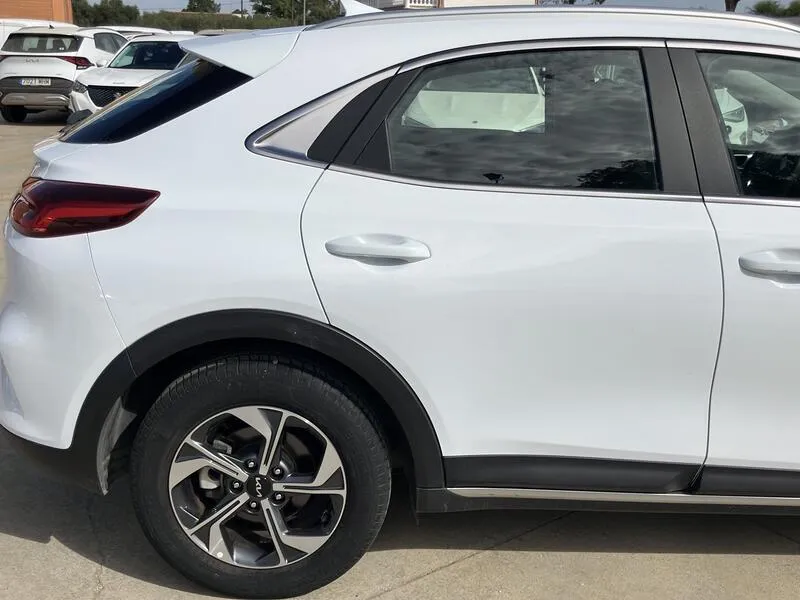 Kia XCeed 1.0 T-GDi Drive - foto 24