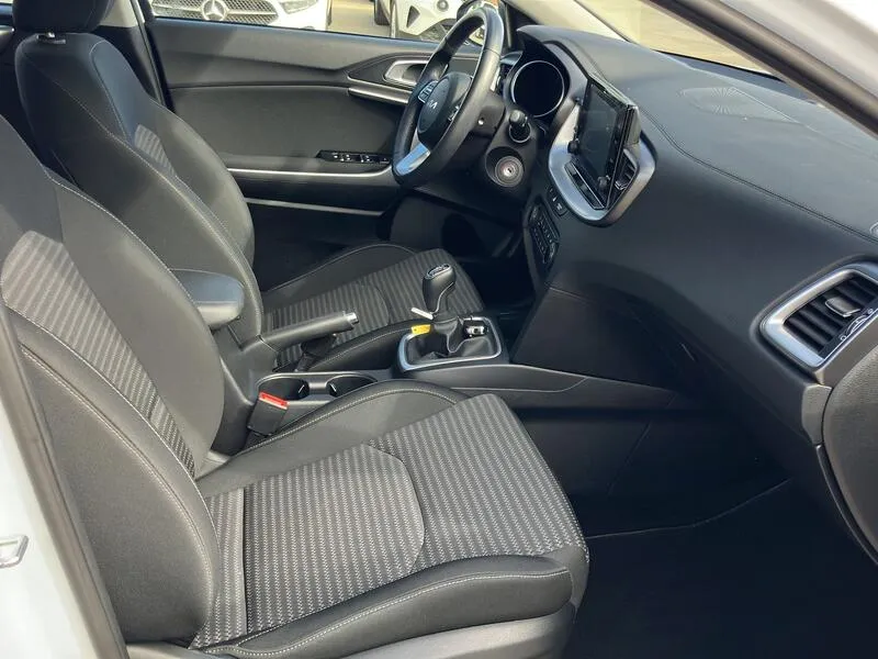 Kia XCeed 1.0 T-GDi Drive - foto 28