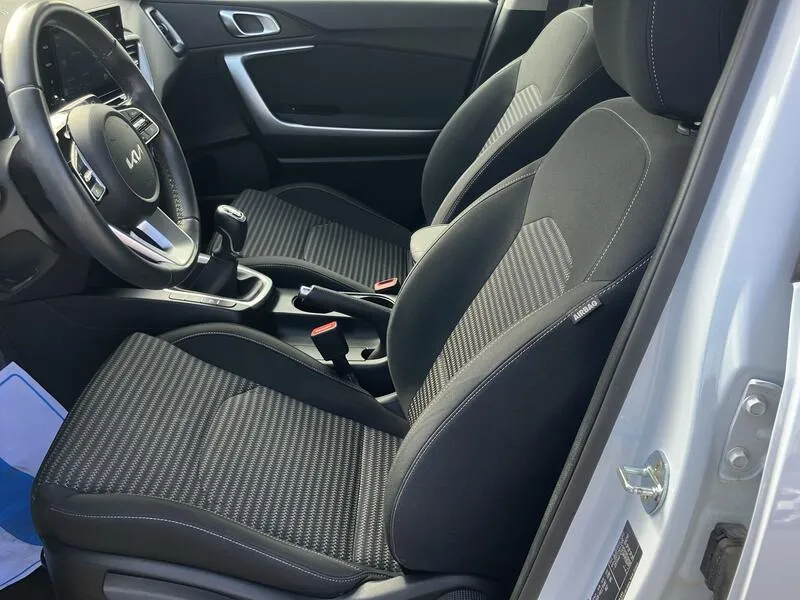 Kia XCeed 1.0 T-GDi Drive - foto 12