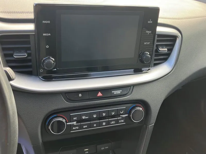 Kia XCeed 1.0 T-GDi Drive - foto 40