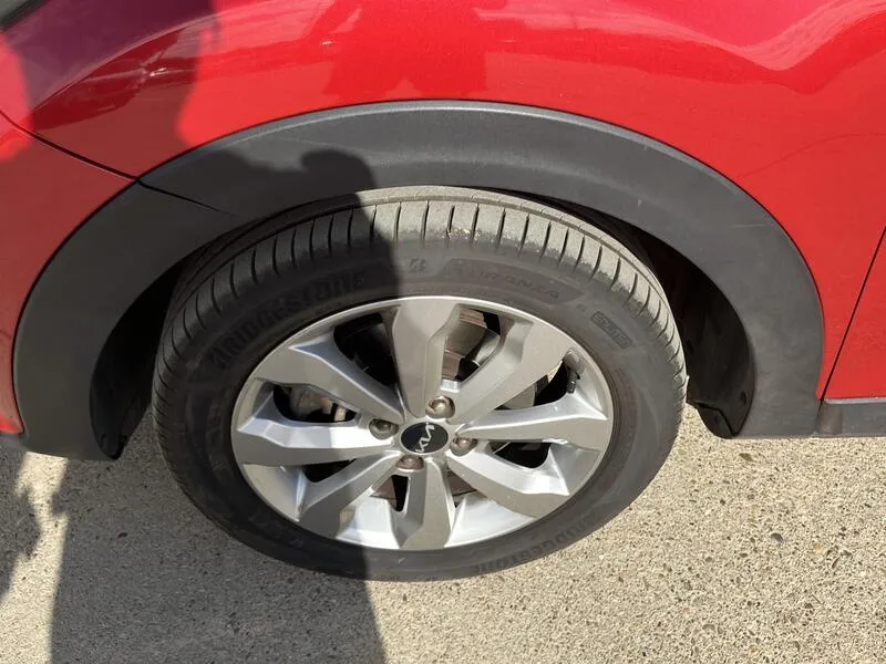 Kia Stonic 1.0 T-GDi MHEV iMT Drive Plus(SP)(SL) - foto 19
